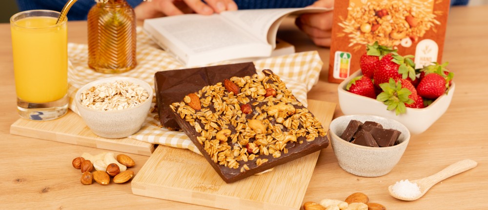 tablette de chocolat au granola noix