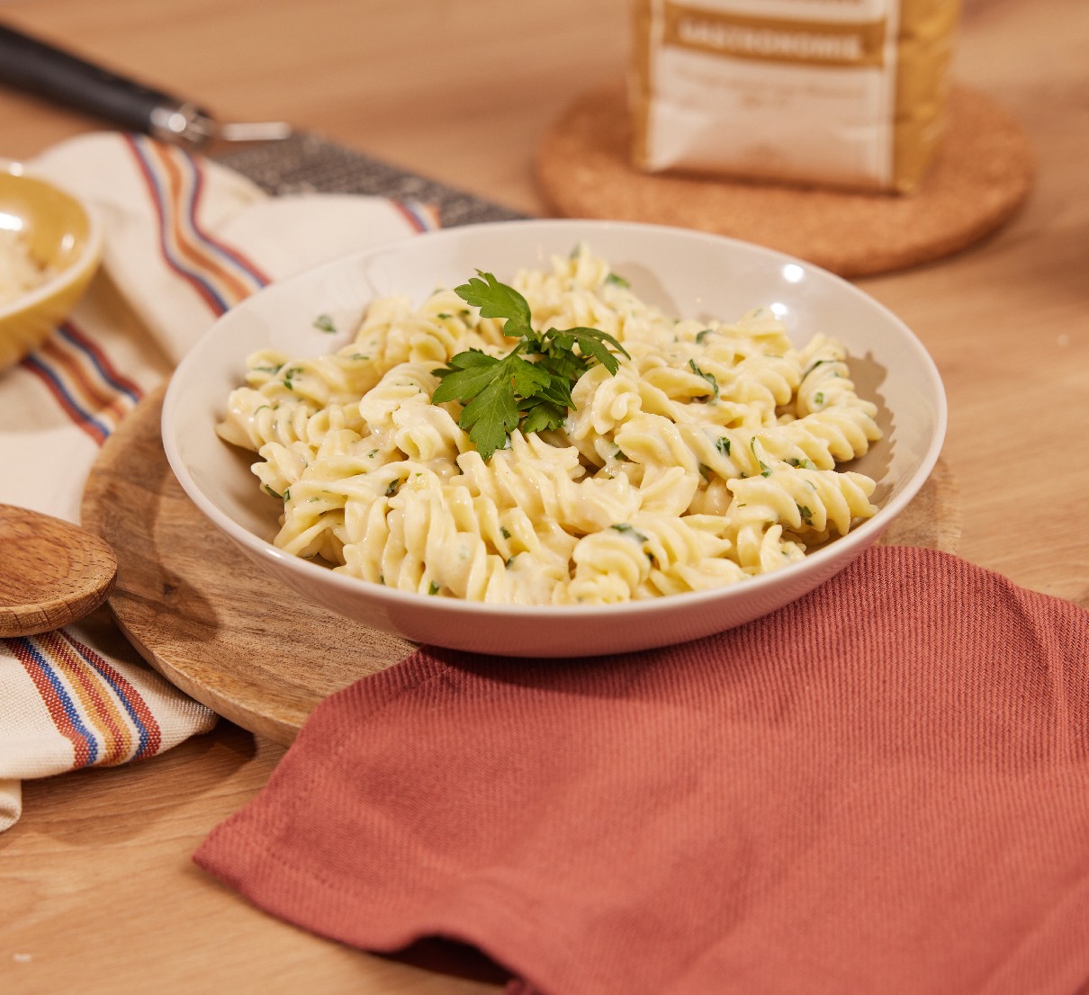 fusilli alfredo